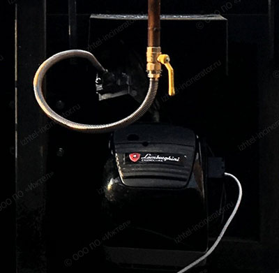 Подача топлива для инсинератора с газовой горелкой